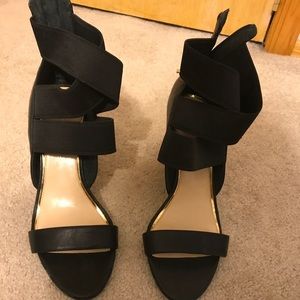 Jessica Simpson wedges